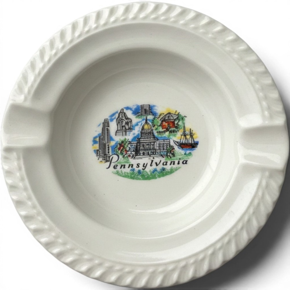 Ashtray 1950s Ceramic White Pennsylvania Souvenir Landmarks Round Dish Home Gift